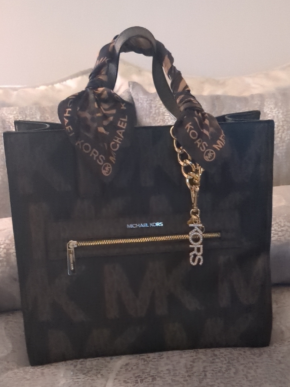 3pc Michael Kors Dark Brown MK Logo Tote with Matching Wallet & Cardholder. - Picture 4 of 9